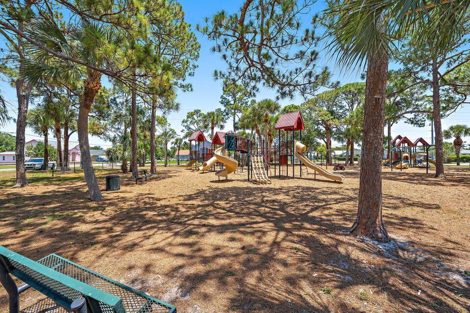 6130 Francis Street Jupiter, FL 33458 - Photo 24 of 27 a view of a park with tree
