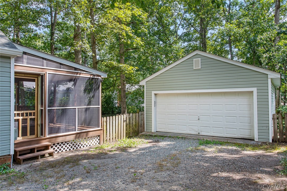 13107 Winamack Road Midlothian, VA 23114 - Photo 31 of 32 Gallery Image 31