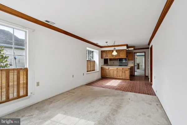 $369,000 | 883 Westminster Drive North, Southampton, NJ 08088