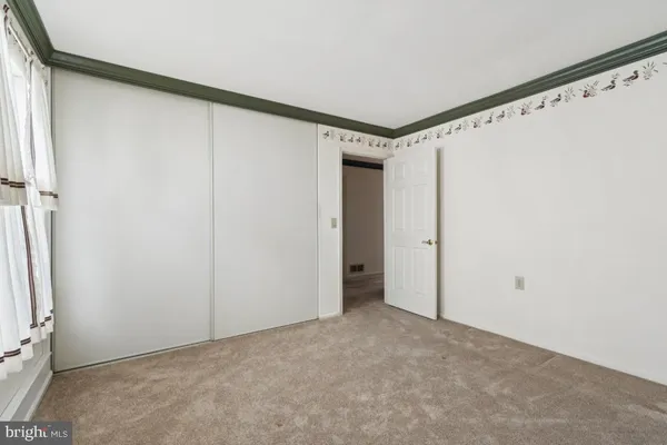 $369,000 | 883 Westminster Drive North, Southampton, NJ 08088