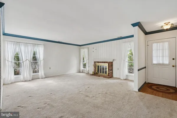 $369,000 | 883 Westminster Drive North, Southampton, NJ 08088