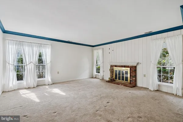 $369,000 | 883 Westminster Drive North, Southampton, NJ 08088