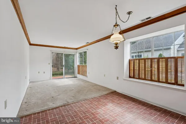 $369,000 | 883 Westminster Drive North, Southampton, NJ 08088