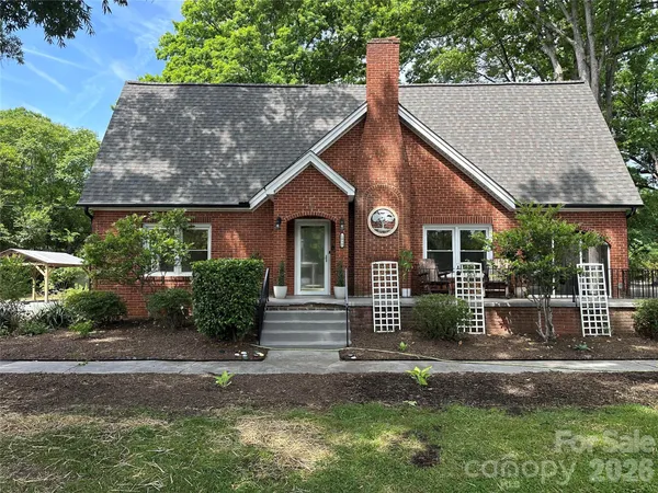 $334,900 | 1050 Old Charlotte Road Southwest, Concord, NC 28027