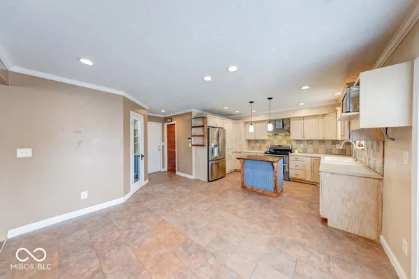 $350,000 | 1125 Central Park Boulevard North, Greenwood, IN 46143