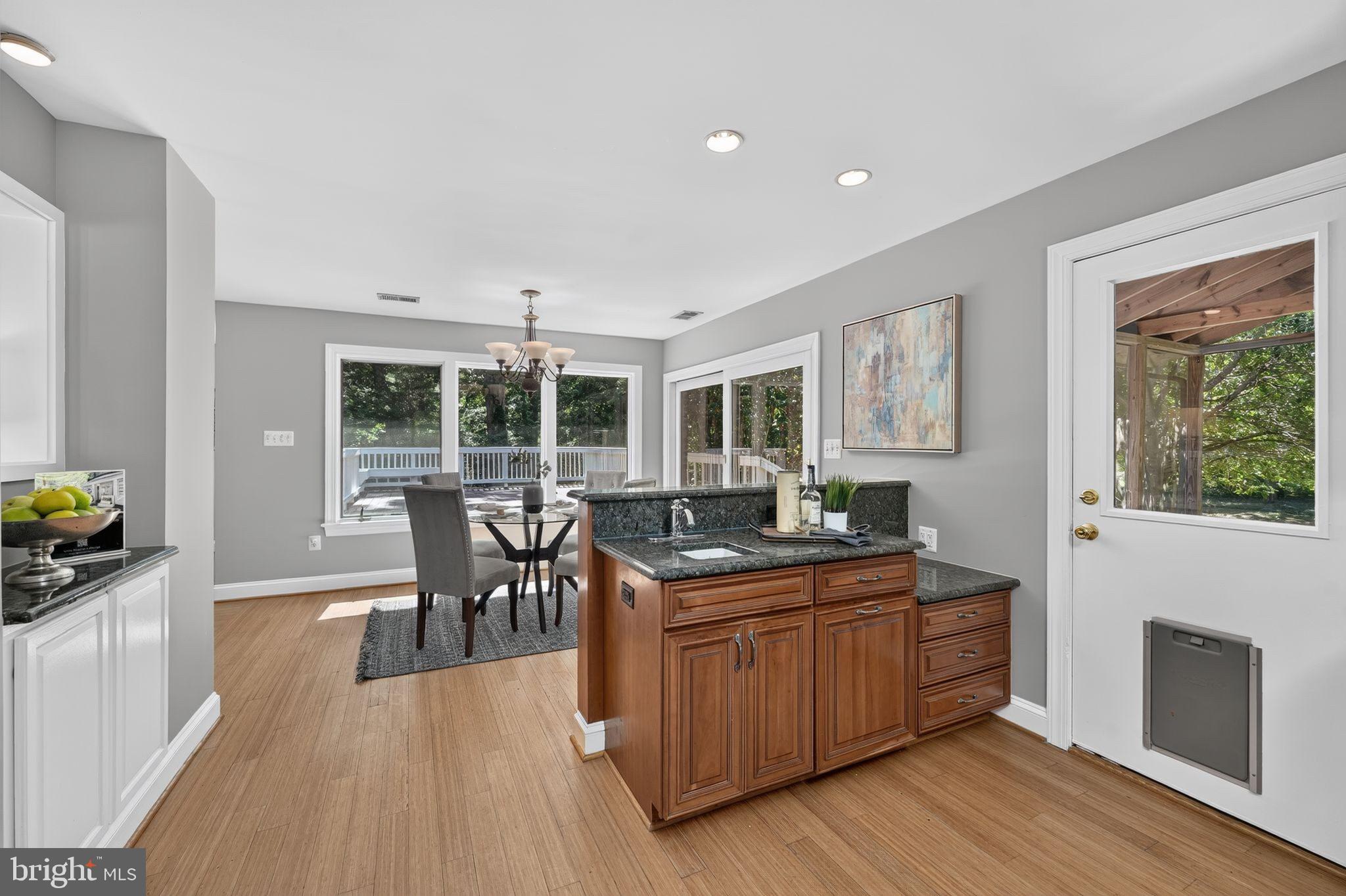 10800 Park Road Lorton, VA 22079 - Photo 11 of 49 Kitchen