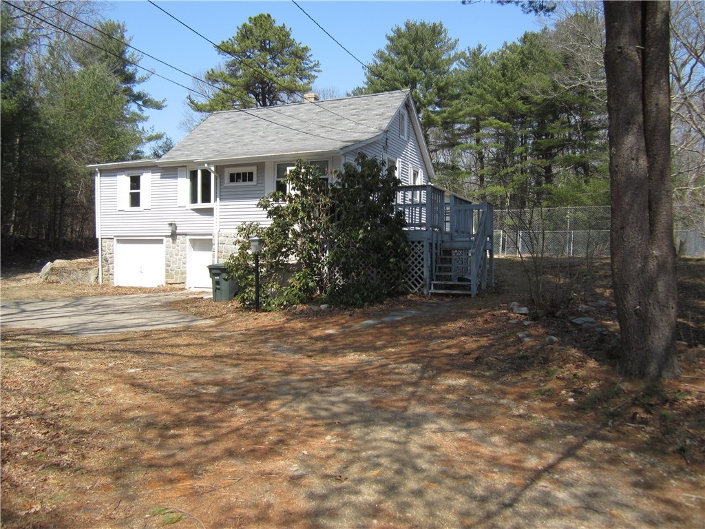1815 Flat River Road Coventry, RI 02816 - Photo 2 of 21 house front