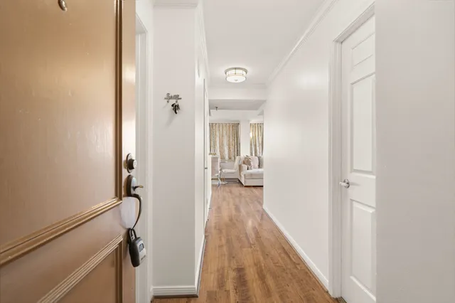 $195,000 | 3525 Sage Road, Unit 1204, Houston, TX 77056