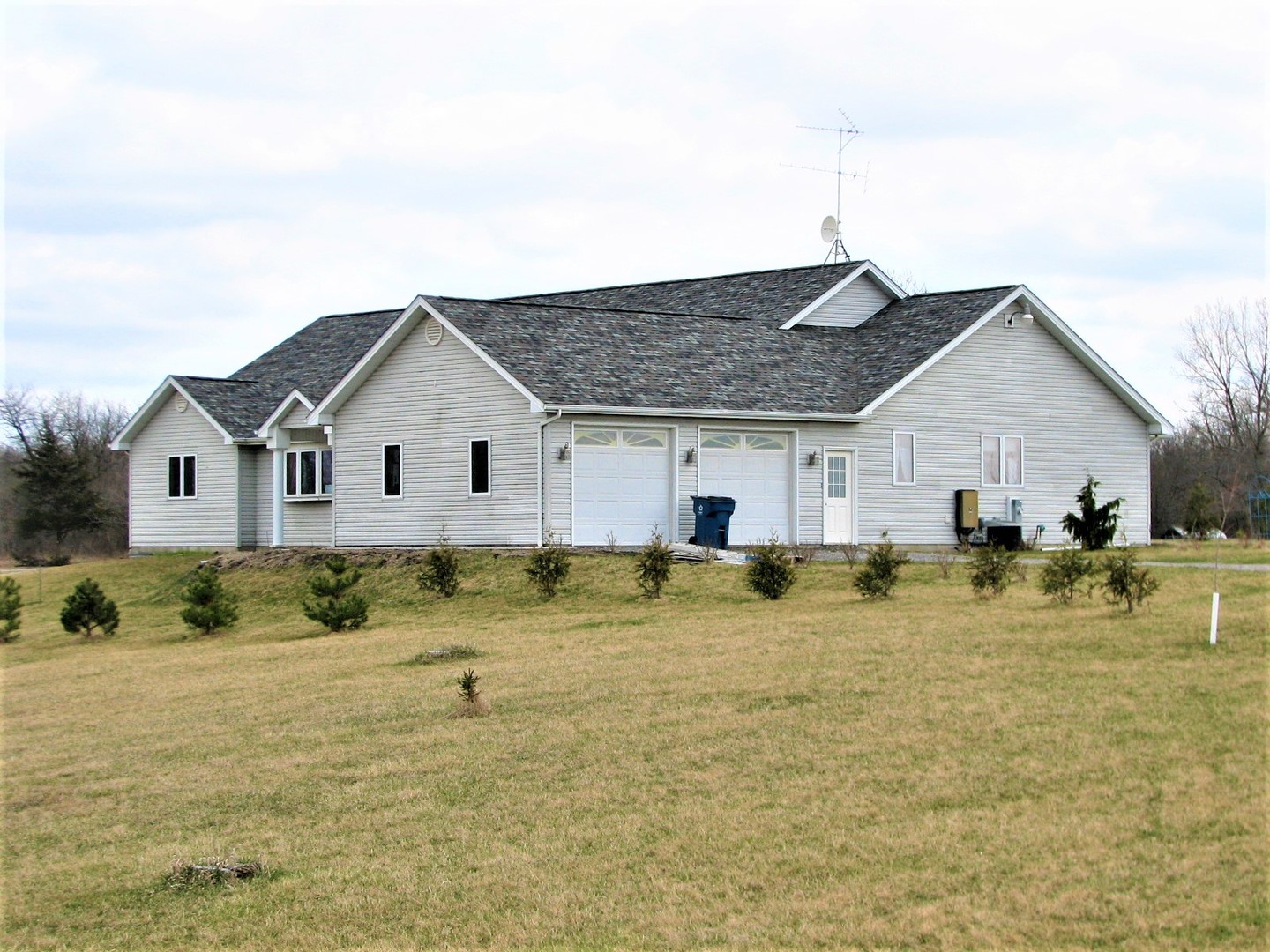 3025 West Goodfarm Road Dwight, IL 60420 - Photo 5 of 51