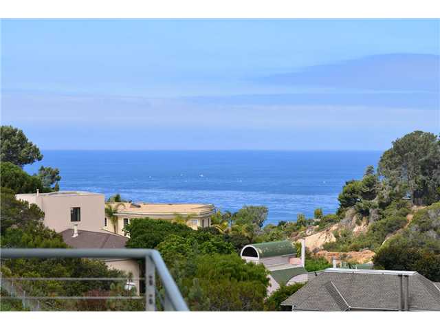 1372 Rodeo Drive La Jolla, CA 92037 - Photo 2 of 19