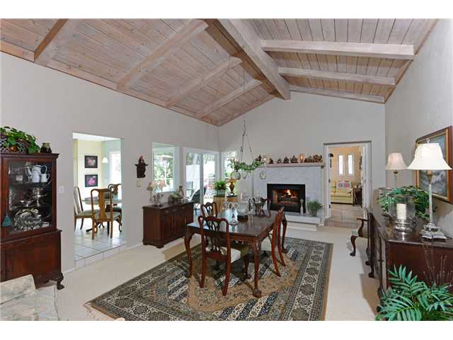1372 Rodeo Drive La Jolla, CA 92037 - Photo 8 of 19