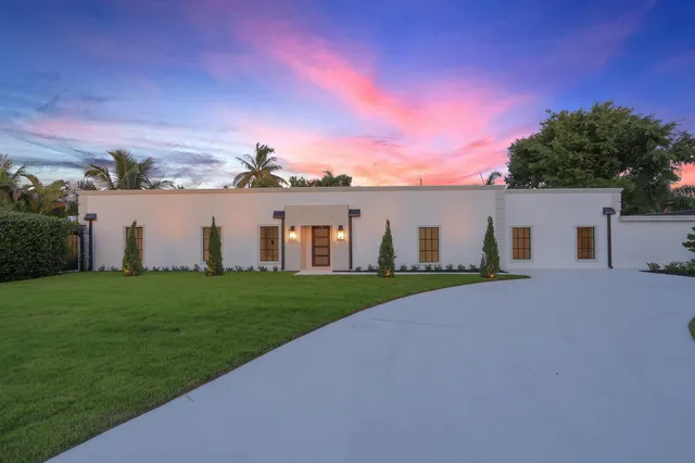 $1,995,000 | 391 West Riverside Drive, Tequesta, FL 33469