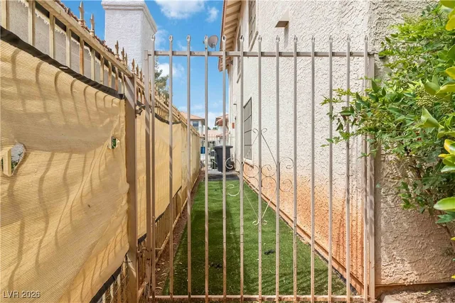 $415,000 | 4872 Maryvale Drive, Las Vegas, NV 89130