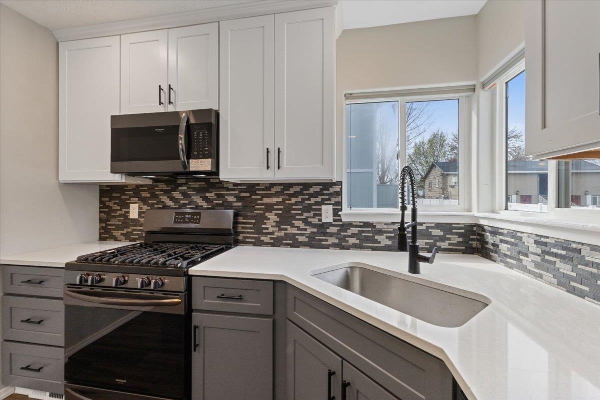 10 South Greenacres Road Spokane Valley, WA 99016 - Photo 9 of 40 Gallery Image 9