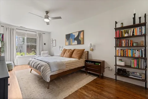 $554,500 | 2040 West Belmont Avenue, Unit 302, Chicago, IL 60618