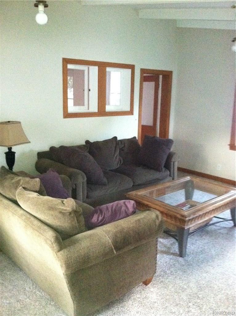 505 West 3rd Street Rochester, MI 48307 - Photo 8 of 13 IMG_1043.JPG