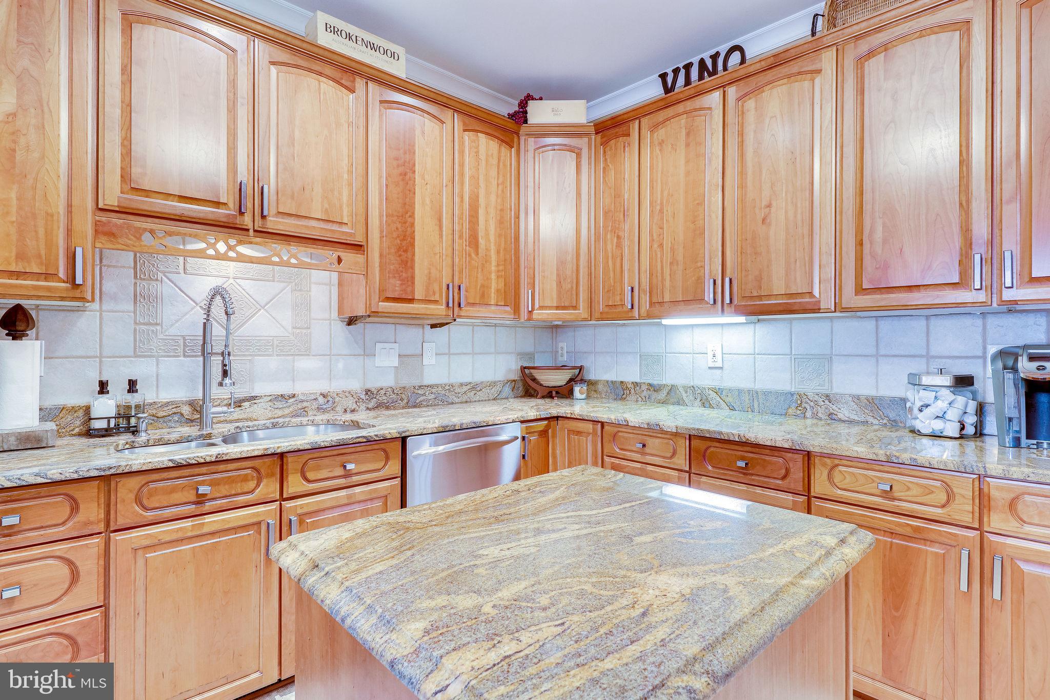 9303 Poplar Spring Court Burke, VA 22015 - Photo 33 of 127
