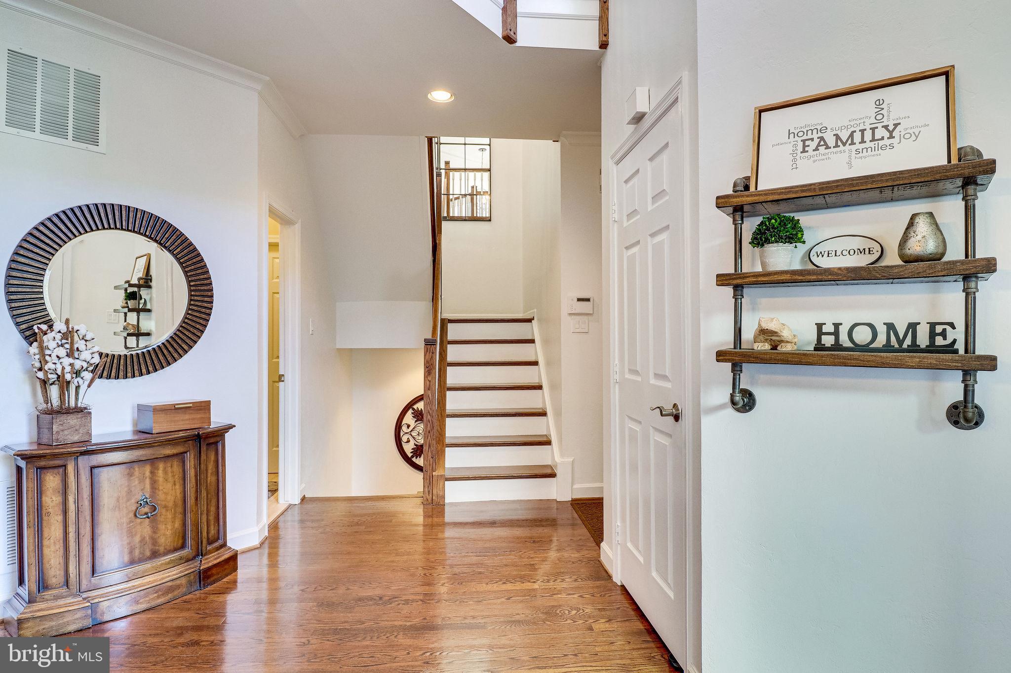 9303 Poplar Spring Court Burke, VA 22015 - Photo 8 of 127