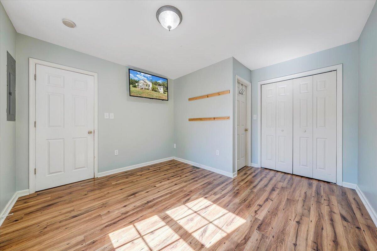 1096 Collierstown Road Lexington, VA 24450 - Photo 27 of 38 27-MIB04204
