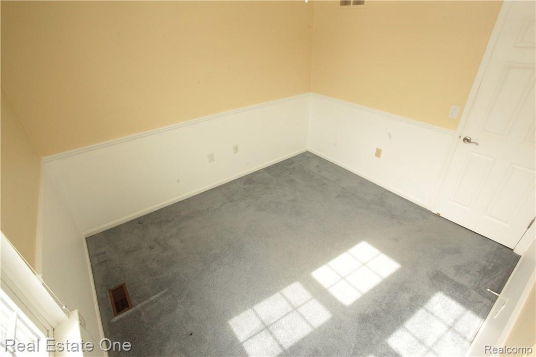 44992 Prestbury Road Canton, MI 48187 - Photo 22 of 41 C00000338.JPG