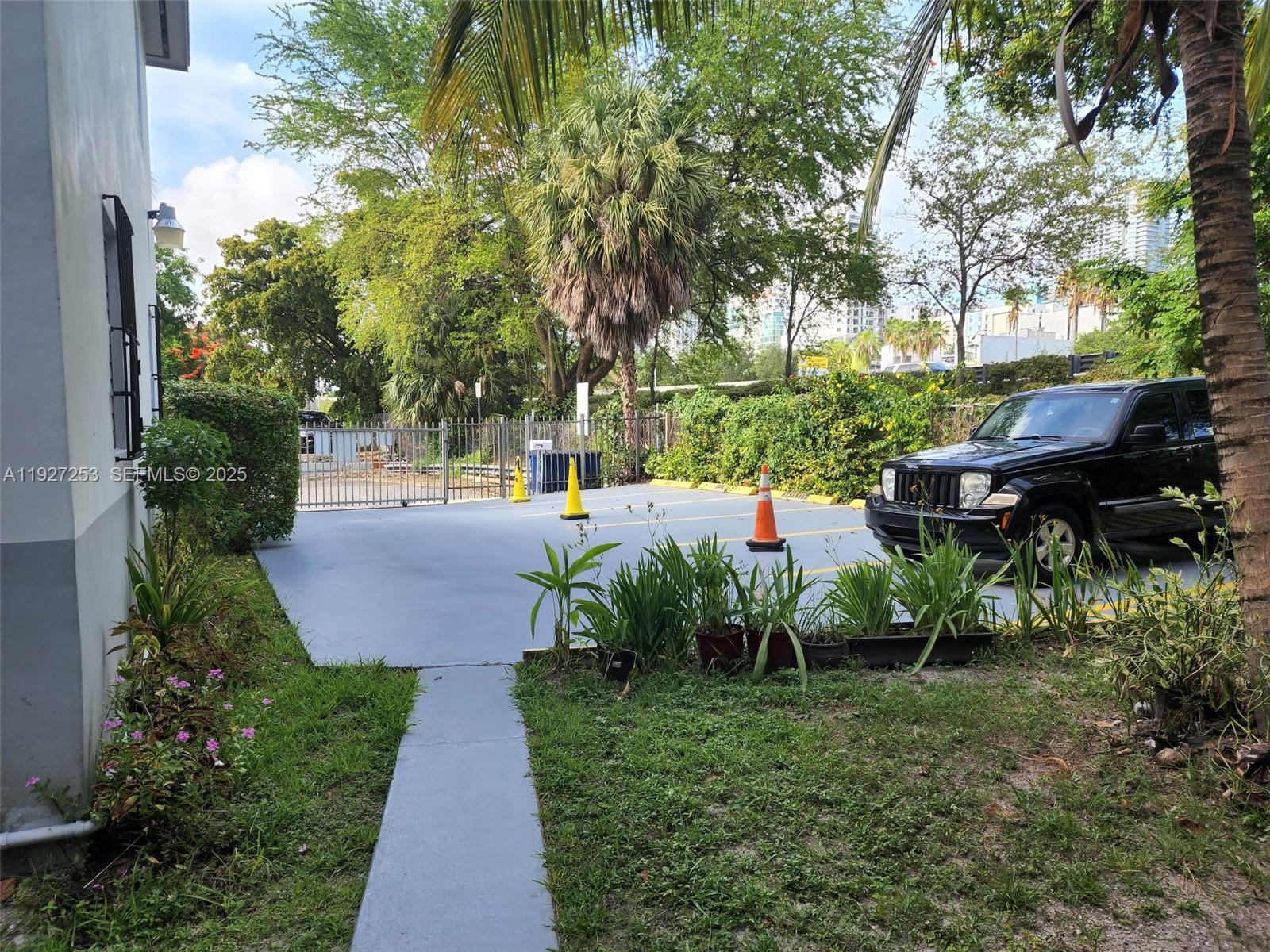 364 Southwest 11th Street Miami, FL 33130 - Photo 21 of 61 a view of an outdoor space