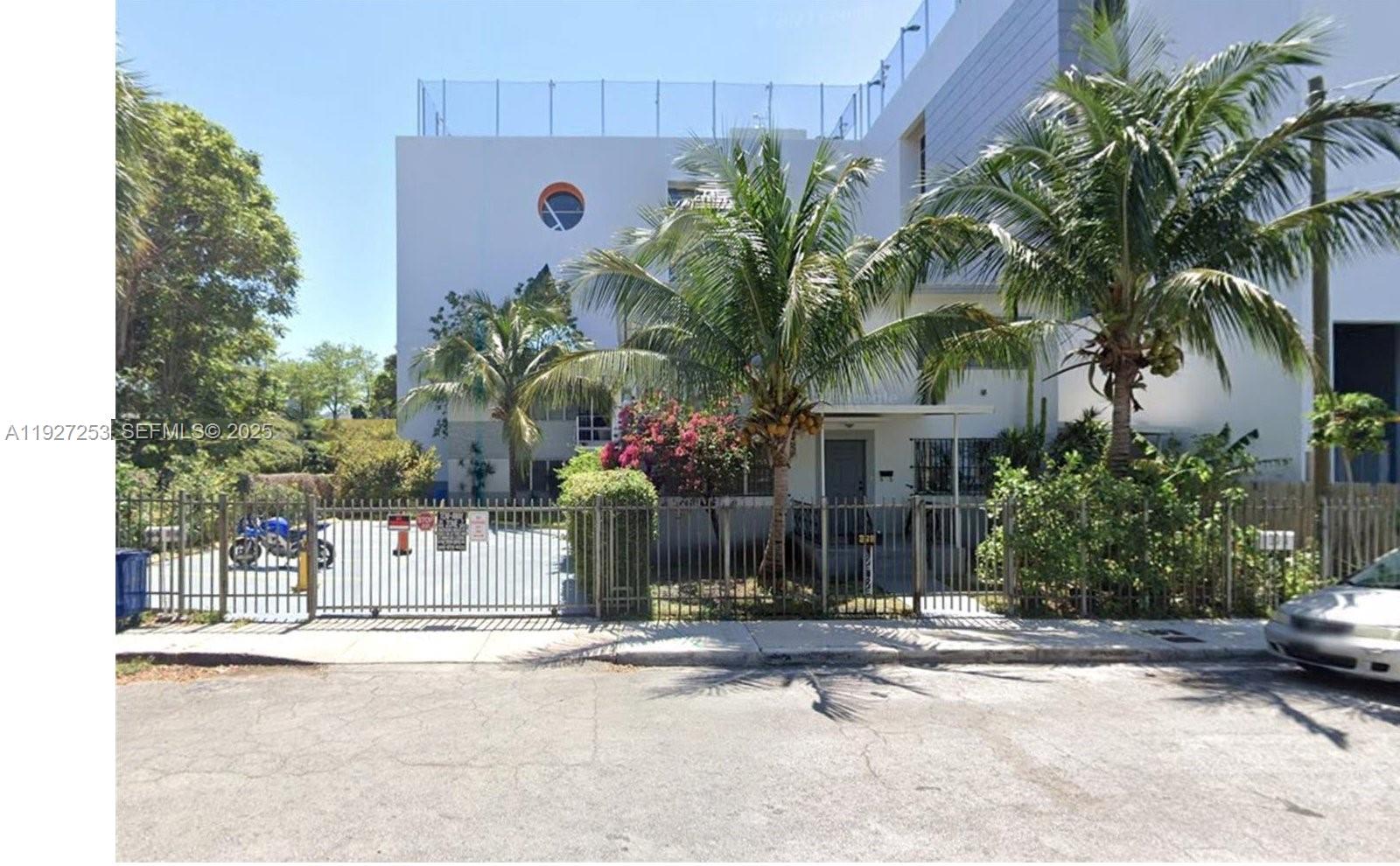 364 Southwest 11th Street Miami, FL 33130 - Photo 3 of 61 a front view of a house with tree s