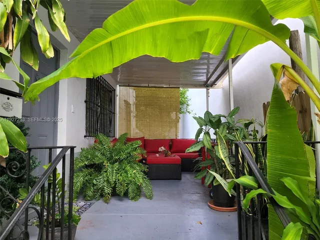 $3,800,000 | 364 Southwest 11th Street, Miami, FL 33130