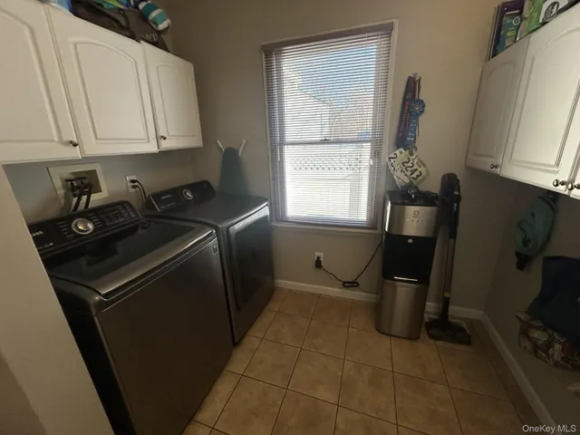 $749,999 | 2 Daylilly Court, Middle Island, NY 11953