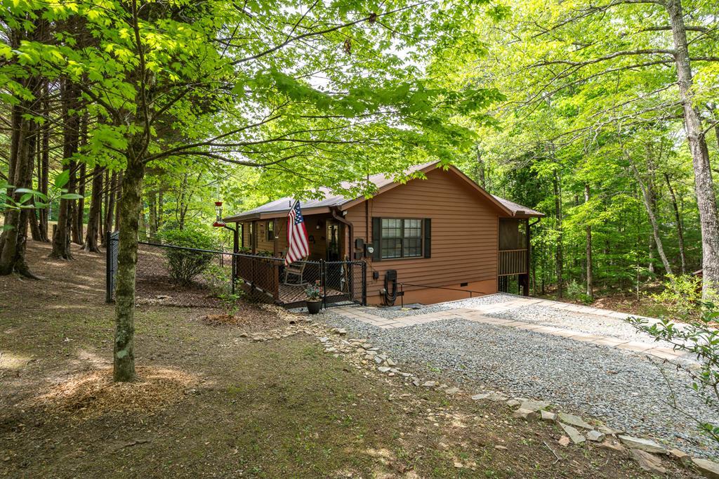 9 Settlers Crossing Way Murphy, NC 28906 - Photo 1 of 44 Main View