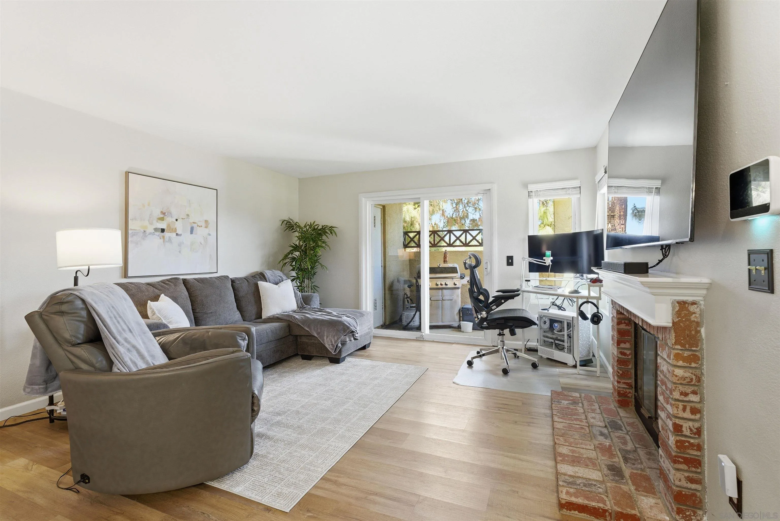 773 Brookstone Road, Unit 104 Chula Vista, CA 91913 - Photo 5 of 32