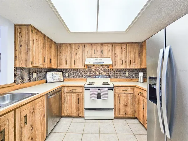 $300,000 | 2600 Ocean Shore Boulevard, Unit 3060, Ormond Beach, FL 32176