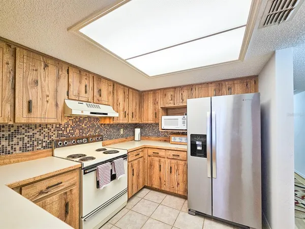 $300,000 | 2600 Ocean Shore Boulevard, Unit 3060, Ormond Beach, FL 32176