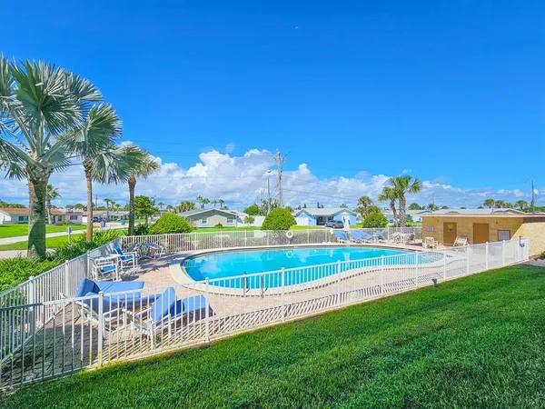 $300,000 | 2600 Ocean Shore Boulevard, Unit 3060, Ormond Beach, FL 32176