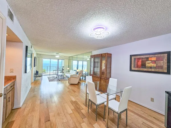 $300,000 | 2600 Ocean Shore Boulevard, Unit 3060, Ormond Beach, FL 32176