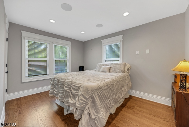 228 Miller Road Mahwah, NJ 07430 - Photo 16 of 26