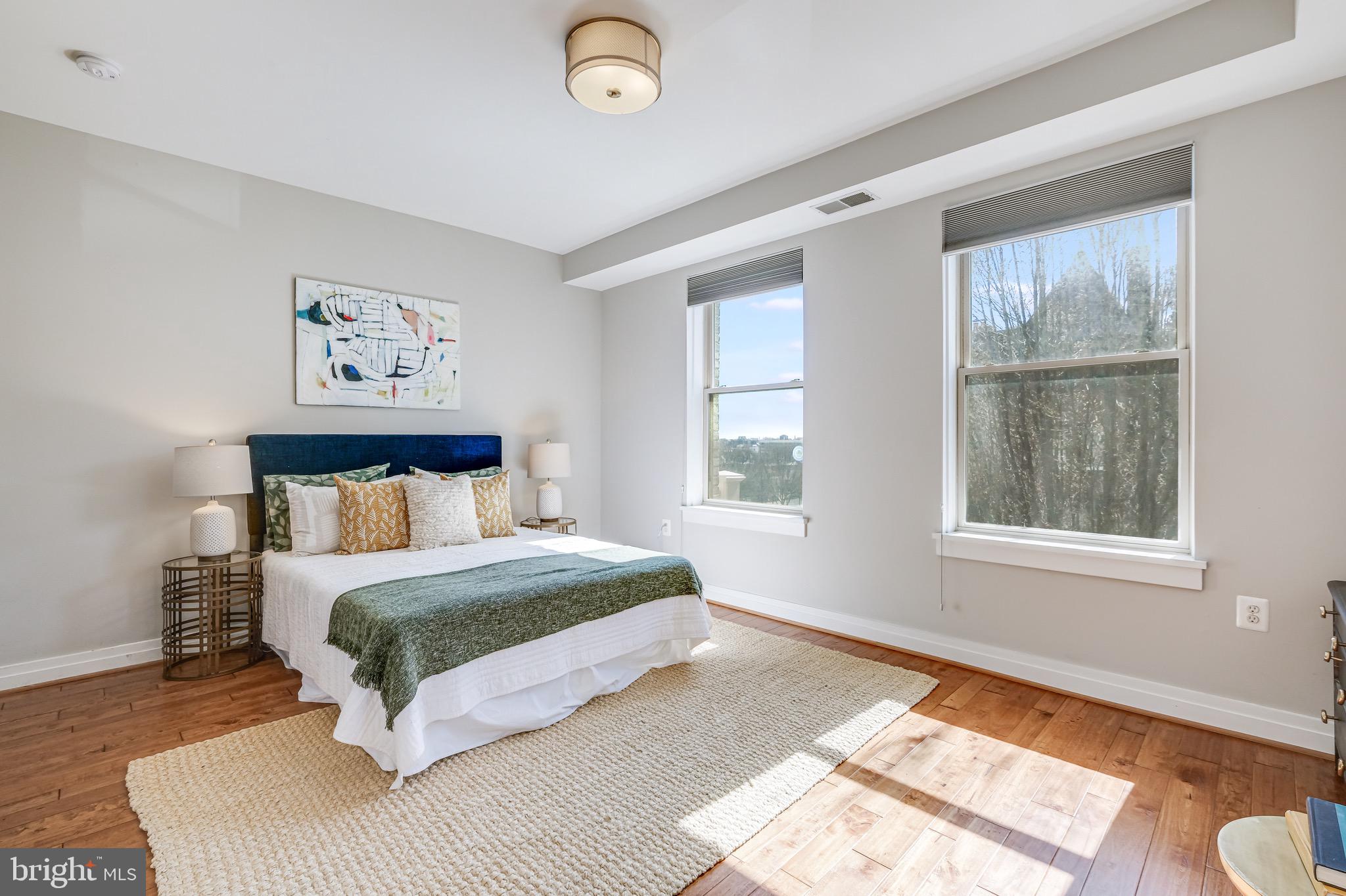 1801 Wyoming Avenue Northwest, Unit 22 Washington, DC 20009 - Photo 11 of 22 Primary suite