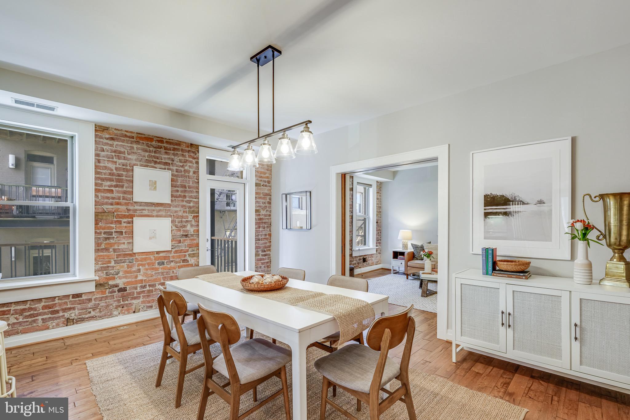 1801 Wyoming Avenue Northwest, Unit 22 Washington, DC 20009 - Photo 7 of 22 Dining area