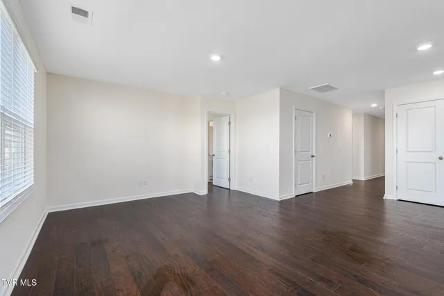 $2,400 | 1038 Persimmon Hollow, Greeneville, TN 37745