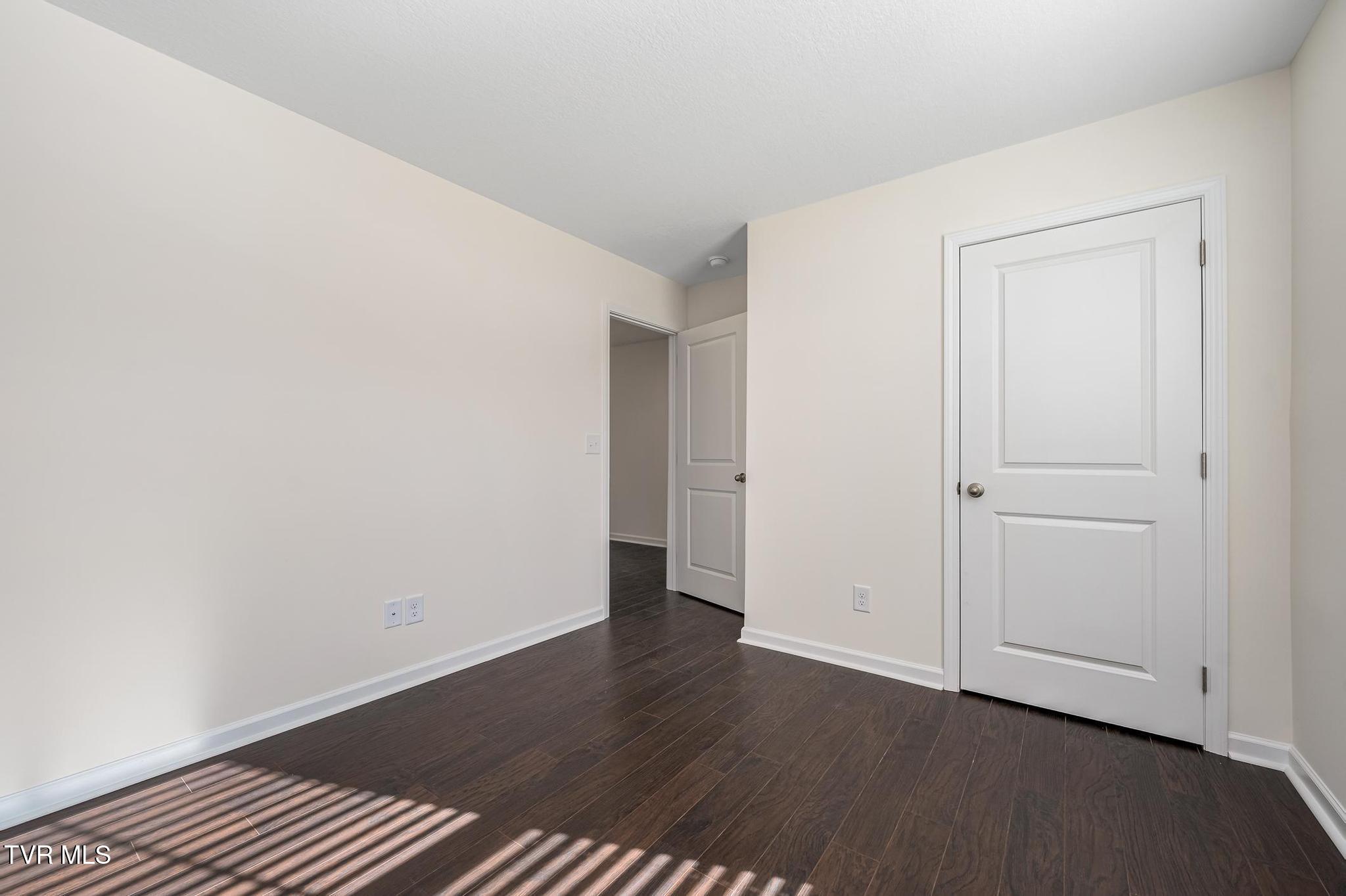 1038 Persimmon Hollow Greeneville, TN 37745 - Photo 17 of 37 1038 Persimmon Hollow (19 of 41)