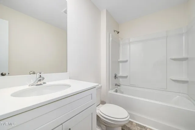 $2,400 | 1038 Persimmon Hollow, Greeneville, TN 37745