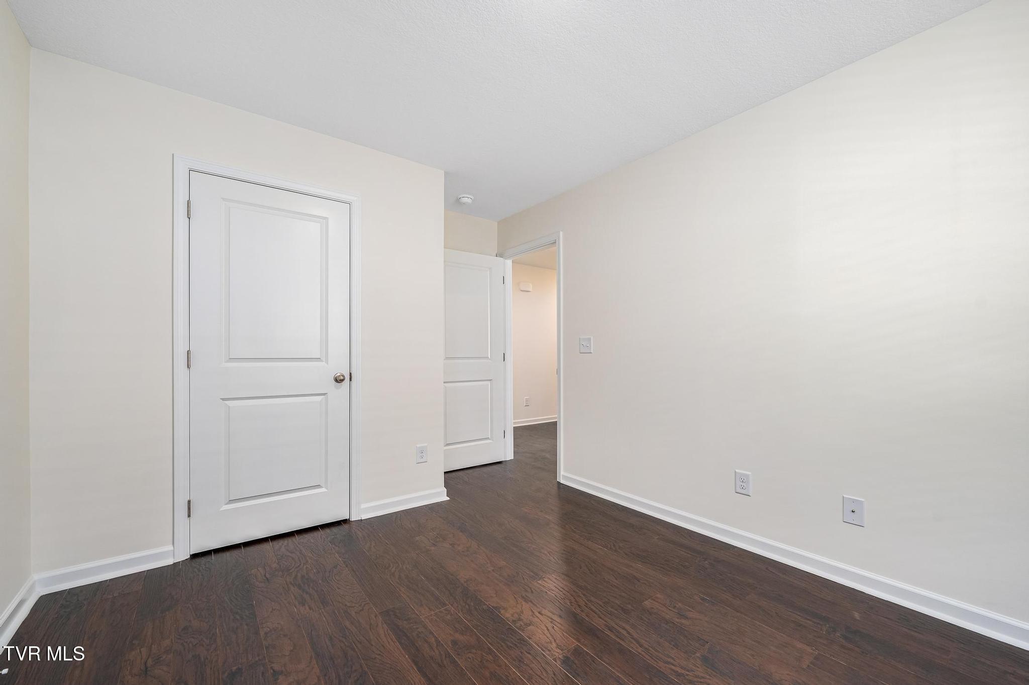 1038 Persimmon Hollow Greeneville, TN 37745 - Photo 20 of 37 1038 Persimmon Hollow (22 of 41)