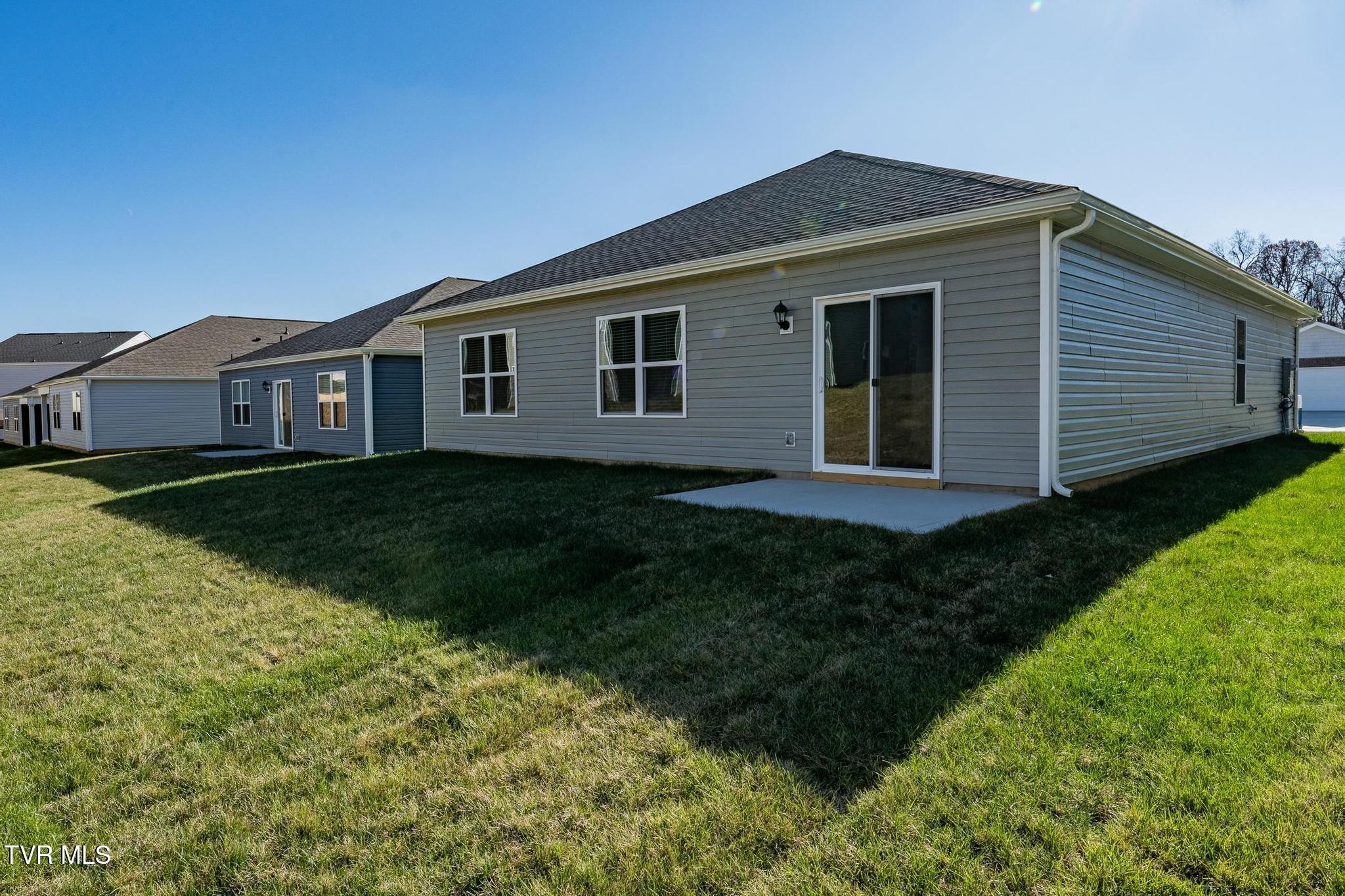 1038 Persimmon Hollow Greeneville, TN 37745 - Photo 33 of 37 1038 Persimmon Hollow (10 of 41)