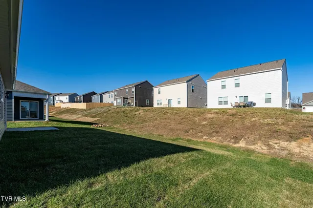 $2,400 | 1038 Persimmon Hollow, Greeneville, TN 37745