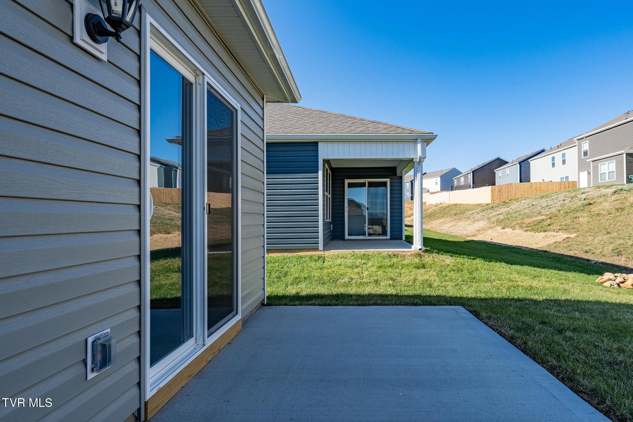 1038 Persimmon Hollow Greeneville, TN 37745 - Photo 36 of 37 1038 Persimmon Hollow (14 of 41)