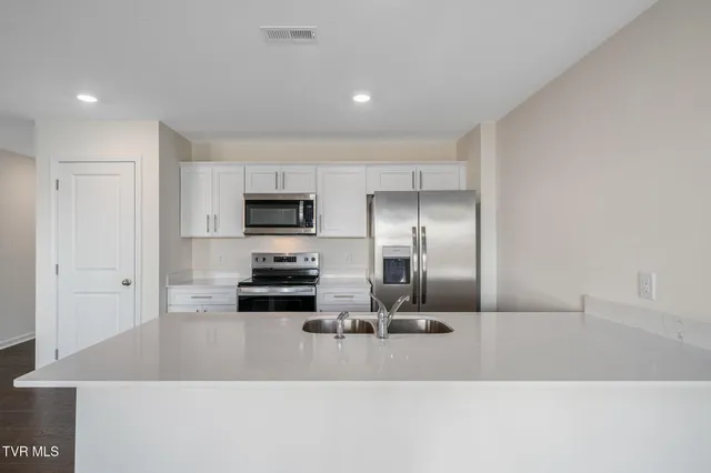 $2,400 | 1038 Persimmon Hollow, Greeneville, TN 37745