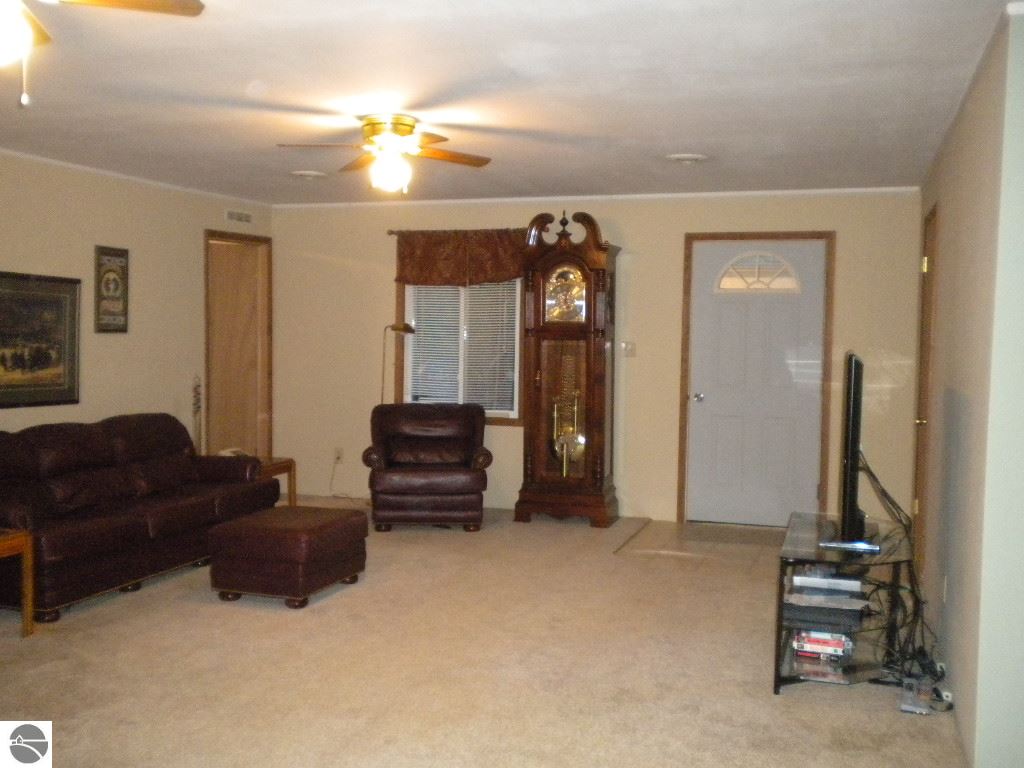 5329 South Dam Road Alger, MI 48610 - Photo 2 of 18 1749974-1.JPG