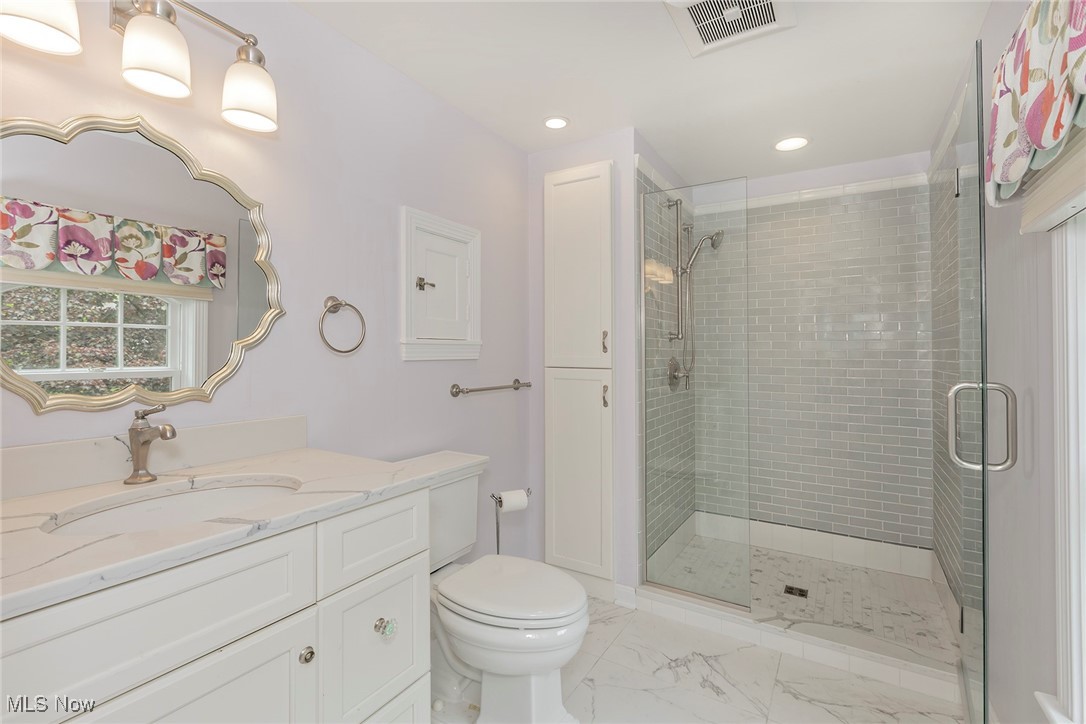 4168 Hadleigh Road Cleveland, OH 44118 - Photo 31 of 41 Gallery Image 31