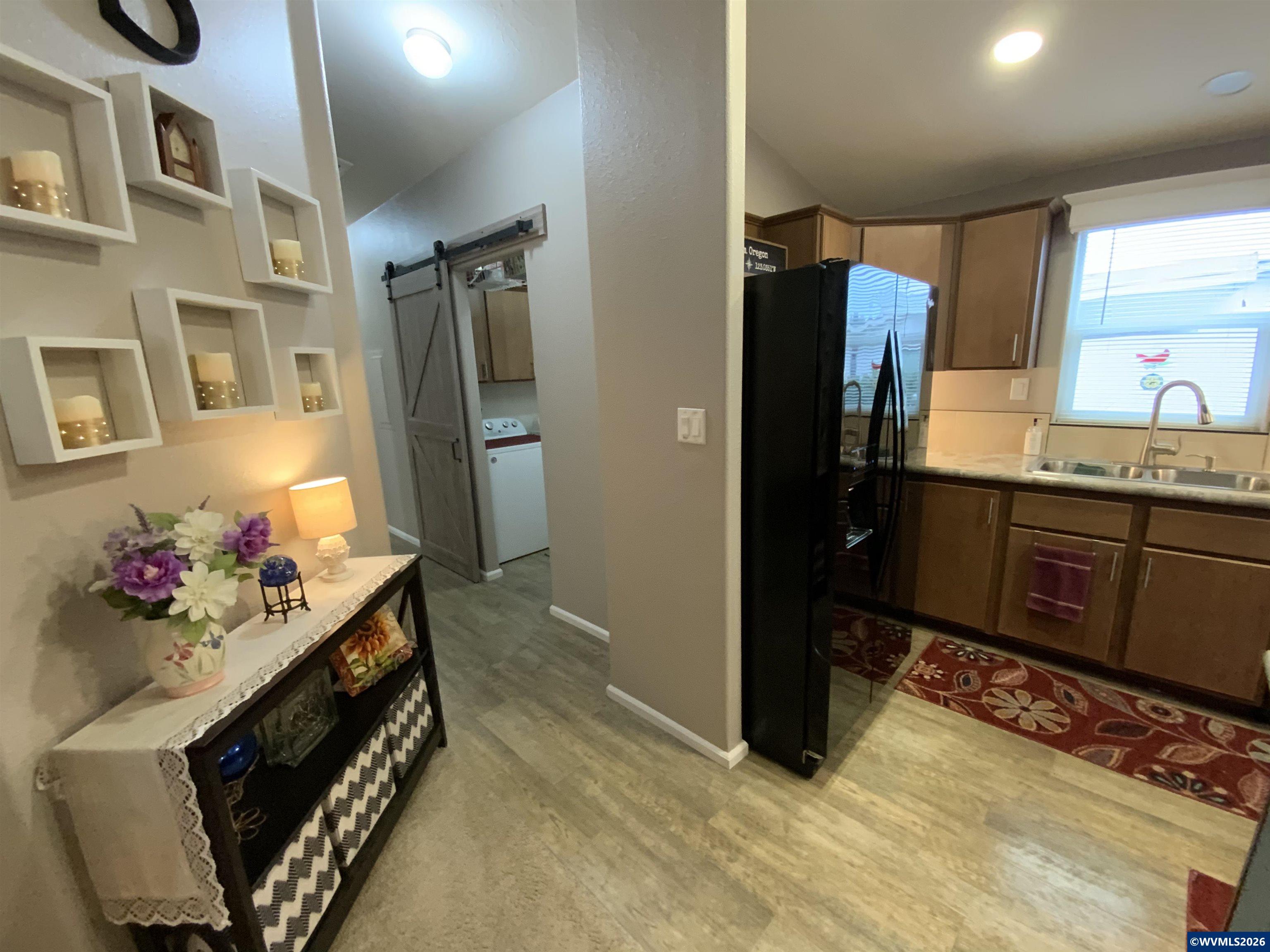 4940 Sunnyside Road Southeast, Unit D2 Salem, OR 97302 - Photo 10 of 24 Gallery Image 10