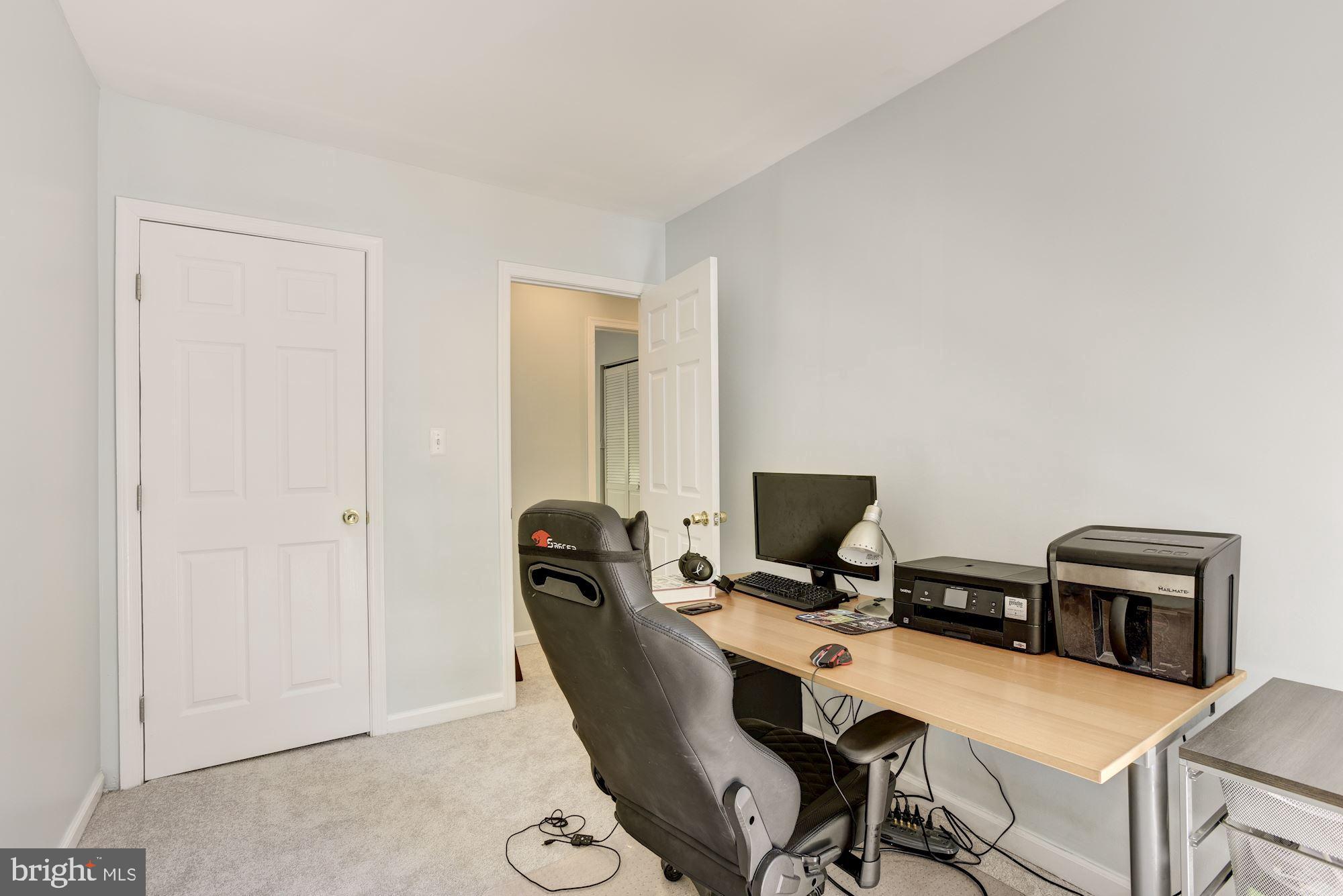 2454 Cloudcroft Square Reston, VA 20191 - Photo 13 of 29 Bedroom #2 -Upper Level