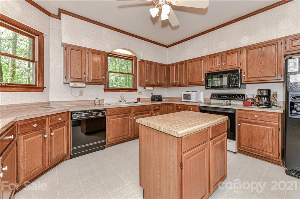 13008 Hamilton Road Charlotte, NC 28273 - Photo 12 of 42 Gallery Image 12